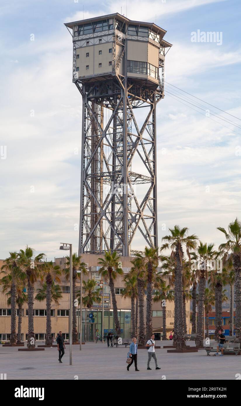 Barcelona, Spanien - Juni 08 2018: Die Barcelona Port Cable Car (Transbordador Aeri del Port) in Port Vell. Stockfoto