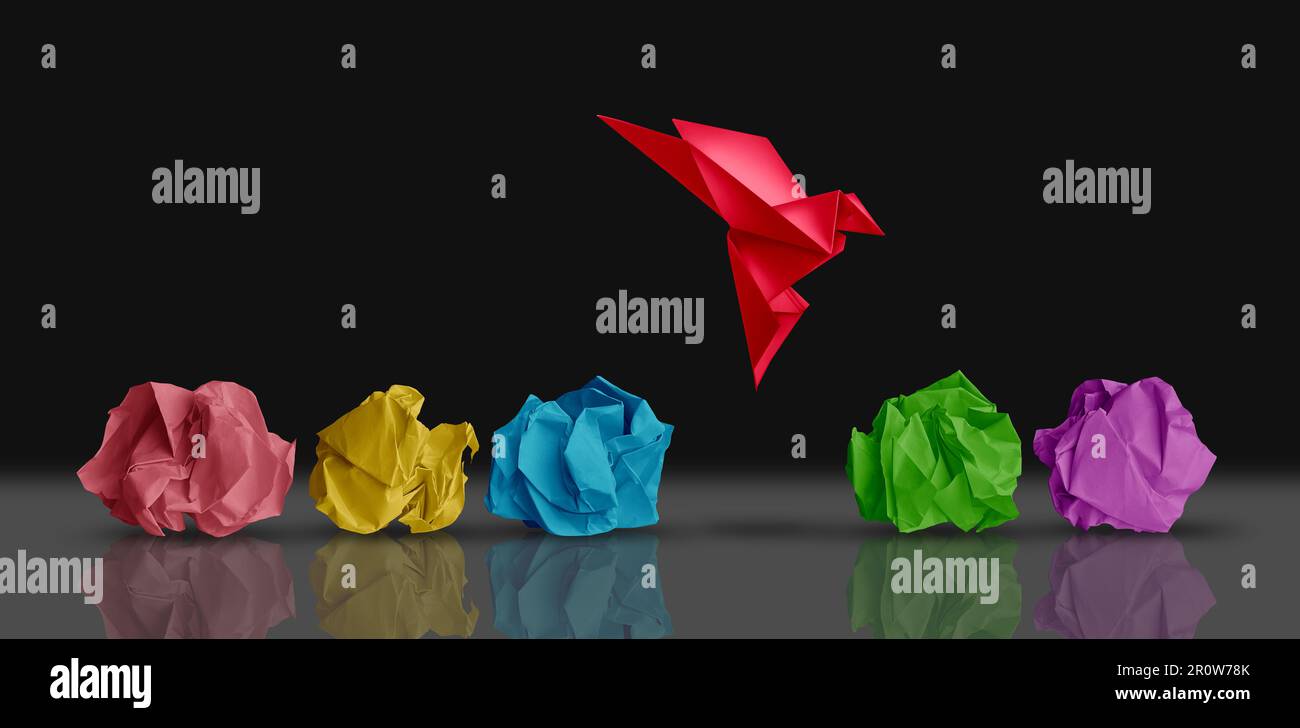 Neues Konzept und neue Idee und kreatives Denken als Symbol neuartiger Perspektiven und Möglichkeiten als revolutionäre Innovationsmetapher als Origami Stockfoto