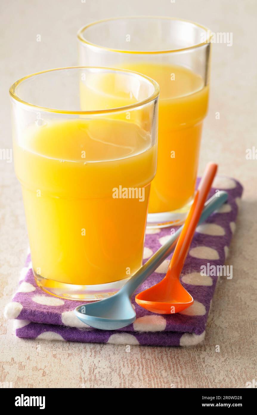 Gläser Orangensaft Stockfoto