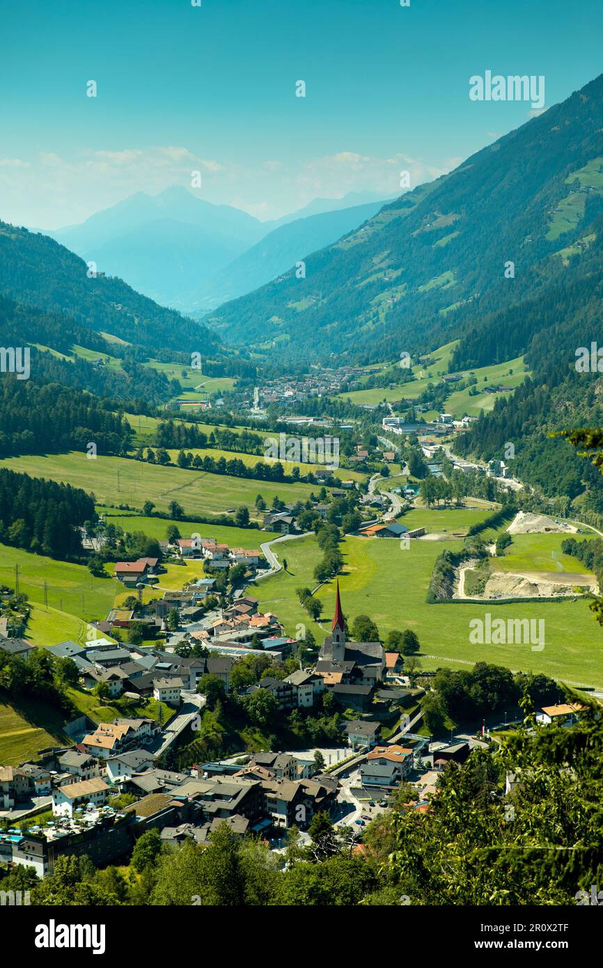 Eine malerische Aussicht auf St. Leonhard in Passeier. Südtirol, Norditalien. Stockfoto