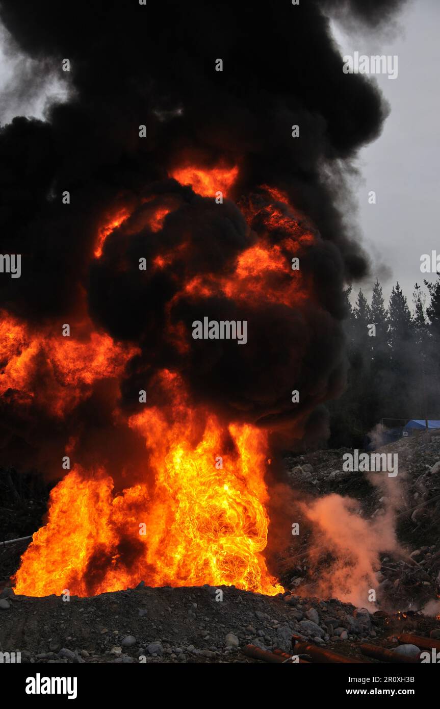 Eine Flammenwand an einer Ölflamme Stockfoto
