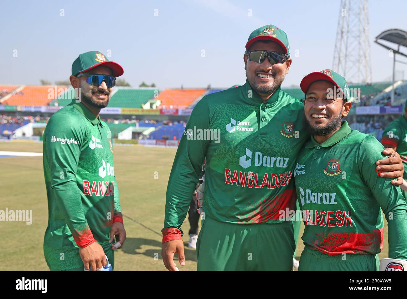 Von links: Liton das, Yasir Ali und Mushfiqur Rahim während des Bangladesch-Indien Third One Day International (ODI)-Spiels im Zahur Ahmed Chowdhury Stadiu Stockfoto