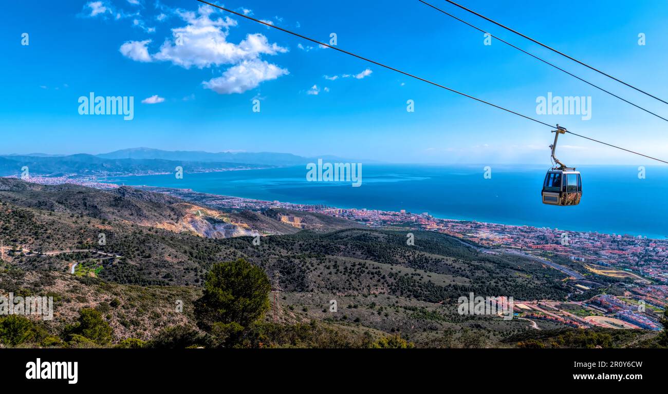 Benalmadena Spanien Seilbahn Blick auf Torremolinas Costa del Sol vom Monte Calamorro Andalusien Stockfoto