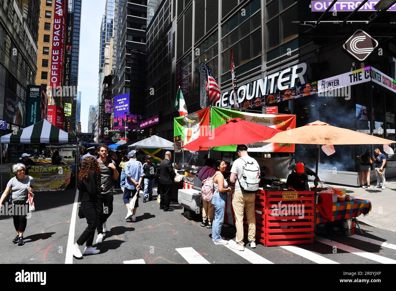 The Counter - Straßenszene New York City - USA Stockfoto
