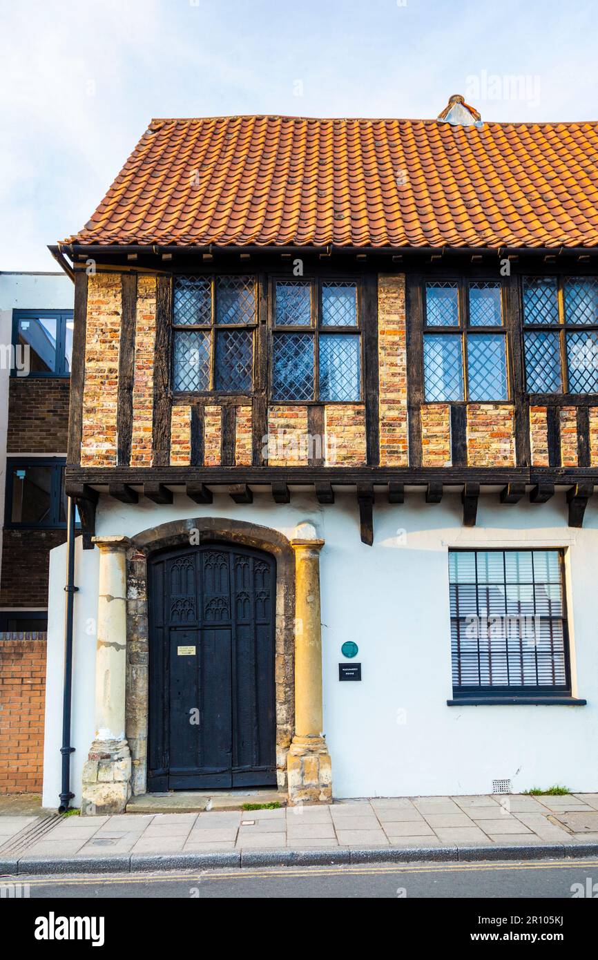 Historisches Woolmarket House aus dem 15. Jahrhundert in King's Lynn, Norfolk, England, Großbritannien Stockfoto