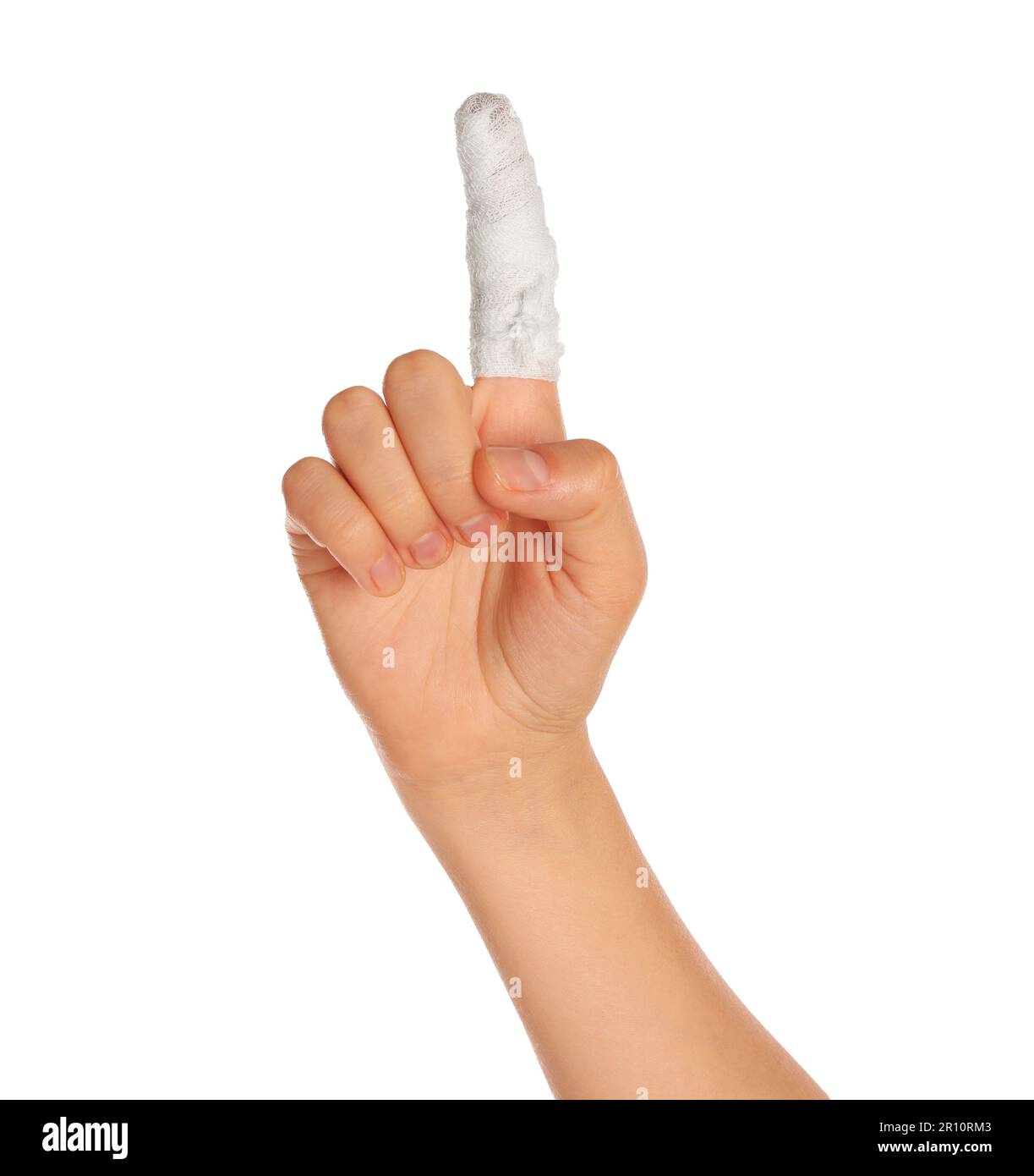 Hand mit verletztem finger und verband auf weißem hintergrund