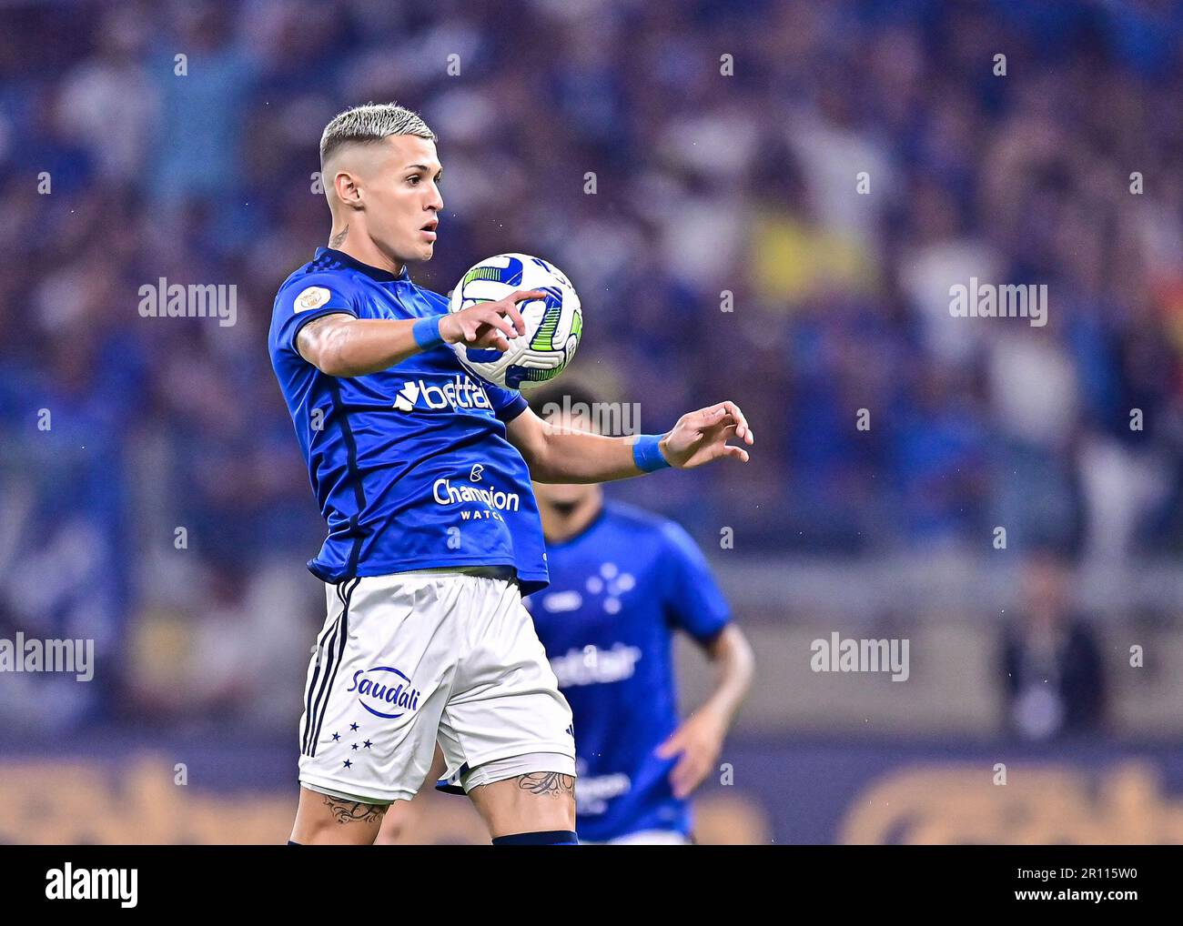 Belo Horizonte, Brasilien, 10. Mai 2023. Mateus Vital von Cruzeiro, während des Spiels zwischen Cruzeiro und Fluminense für die brasilianische Serie A 2023, im Mineirao Stadium, in Belo Horizonte am 10. Mai. Foto: Gledston Tavares/DiaEsportivo/Alamy Live News Stockfoto