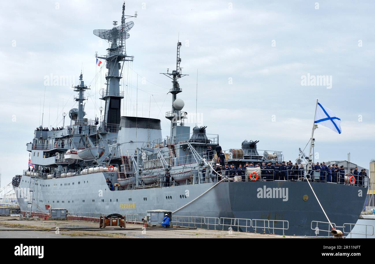 Russisches Ausbildungsschiff 210, Führungsschiff der Smolnyy-Klasse (Projekt 887), um Kadetten der Marine zu üben, die die Marine, russische Besatzung und Matrosen erziehen Stockfoto