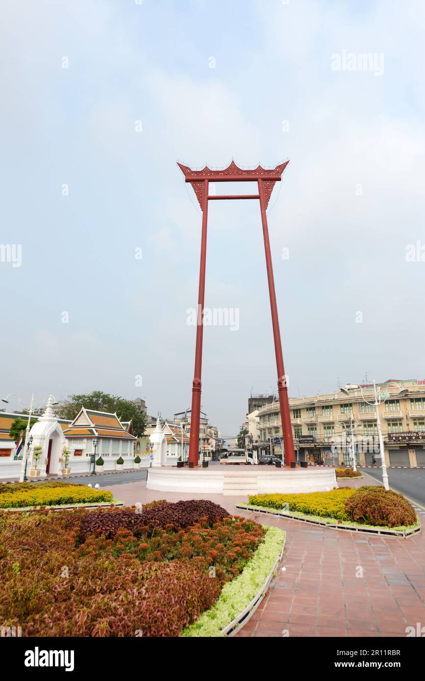 Der Giant Swing von Wat Suthat in Bangkok, Thailand. Stockfoto