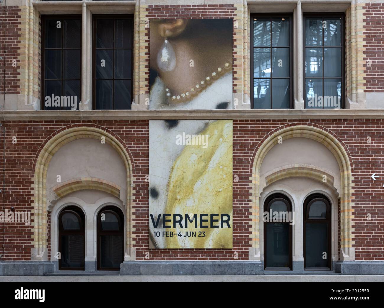 Amsterdam, Niederlande - 21. April 2023: Das Rijksmuseum in Amsterdam - die größte Ausstellung über den niederländischen Maler Johannes Vermeer aller Zeiten - zeigt 28 seiner Meisterwerke Stockfoto