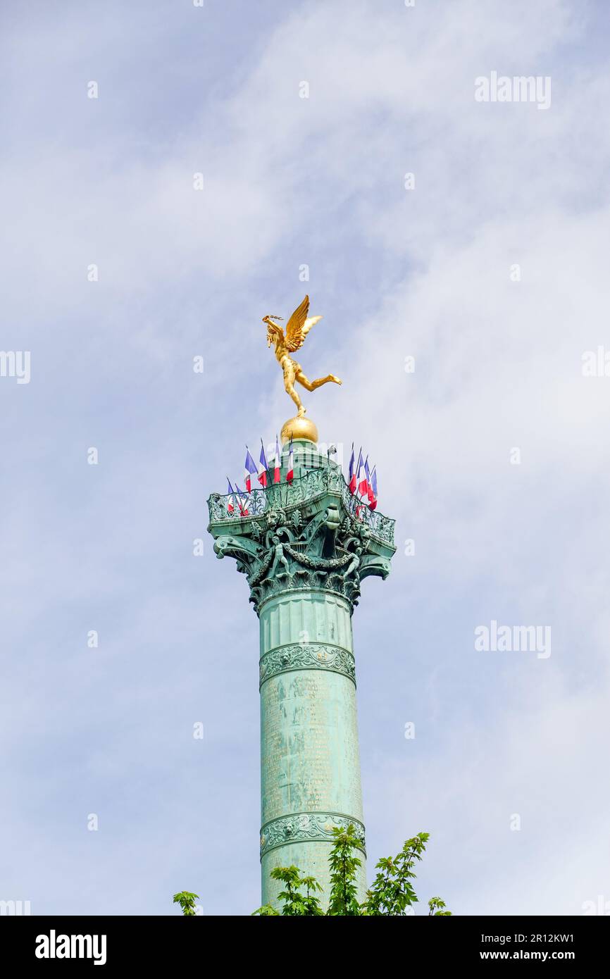 Génie de la Liberté oben auf der Juli-Säule, Place de la Bastille, Paris, Frankreich. Stockfoto