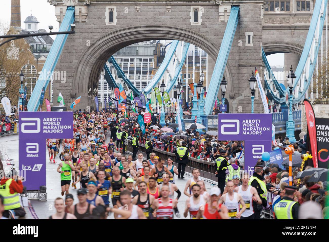 Tcs London 2023 Marathon Fotos Und Bildmaterial In Hoher Aufl sung tcs-london-2023-marathon-fotos-und-bildmaterial-in-hoher-aufl-sung