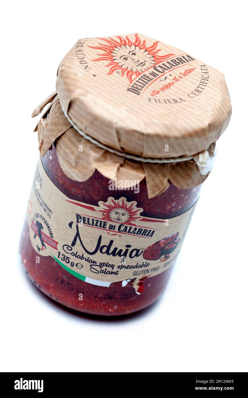 "Nduja Calabrian scharfe Streichsalami 90 gr Stockfoto