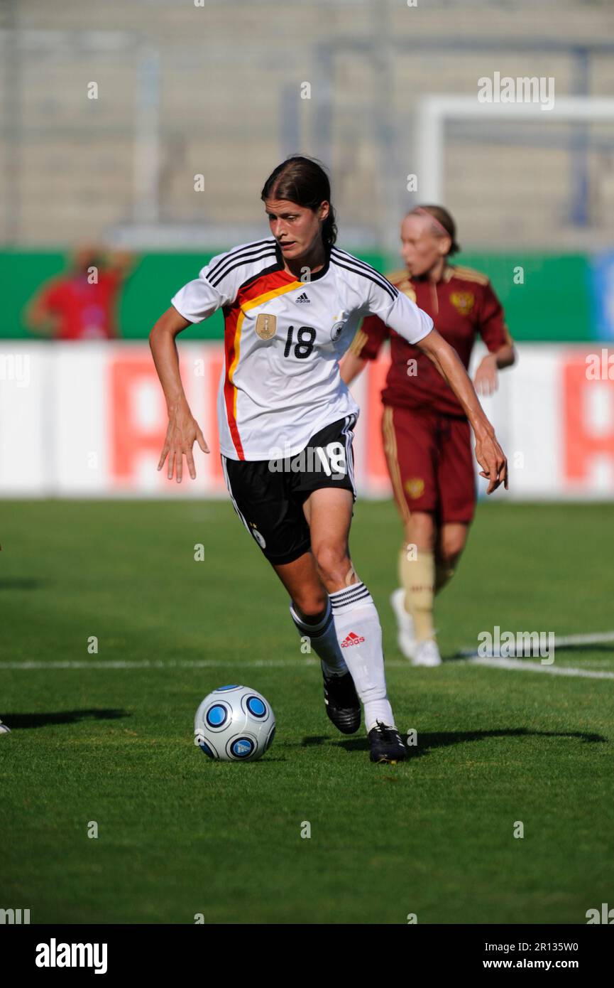 Kerstin Garefrekes, Aktion. Fußball Länderspiel, Freundschaftsspiel Deutschland - Russland 3:1, 6,8.2009. Stockfoto