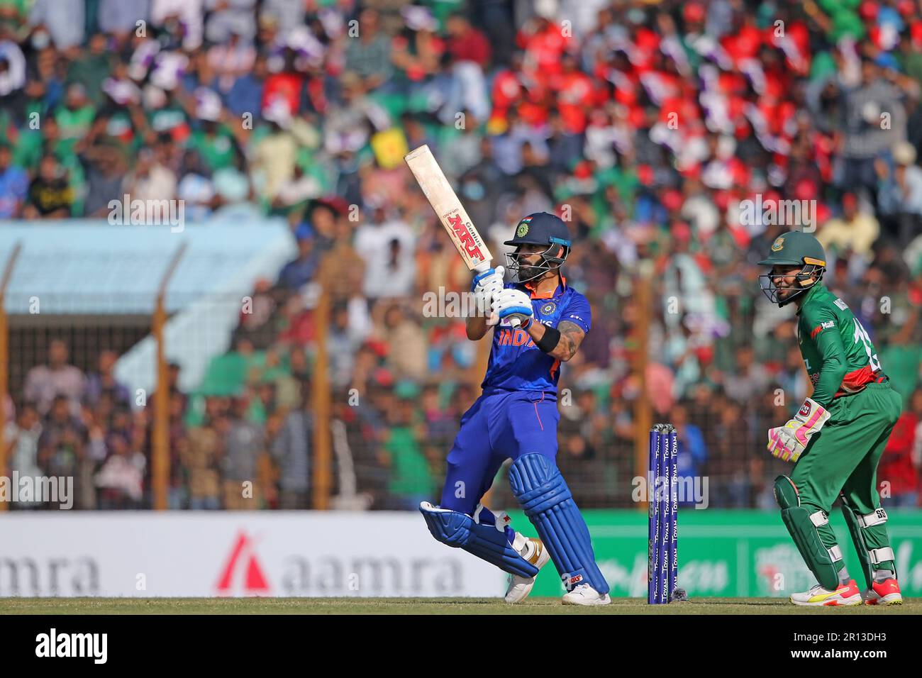 Bangladesh-India Third One Day International (ODI) im Zahur Ahmed Chowdhury Stadium, Sagorika, Chattograme, Bangladesch. Indien gewinnt das Spiel mit 2 Stockfoto