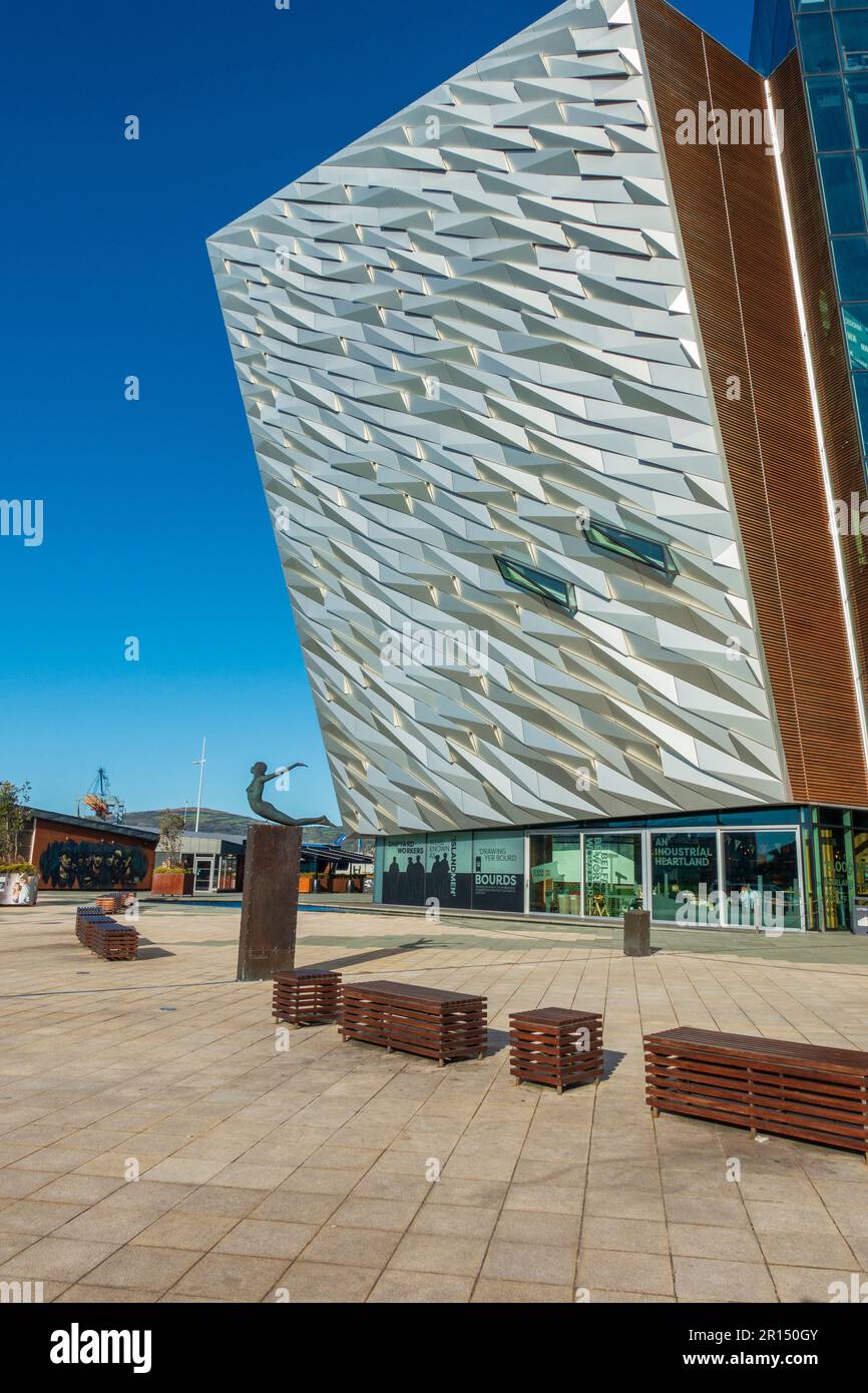 Titanic Belfast Ausstellungs- und Besucherzentrum im Titanic Quarter, Belfast, Nordirland, Großbritannien Stockfoto