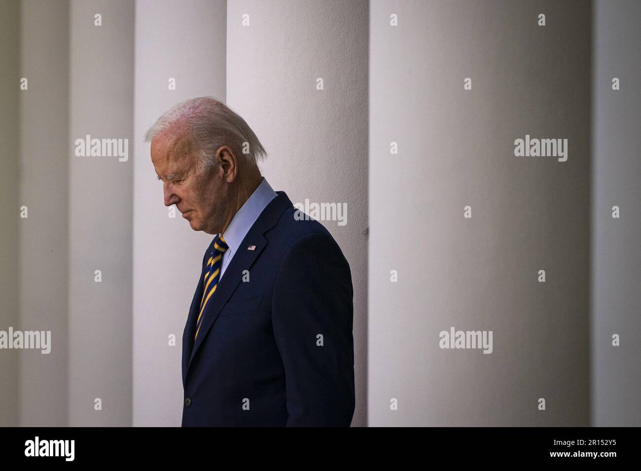 Washington, Usa. 11. Mai 2023. Präsident Joe Biden kommt zu einer Veranstaltung im Rosengarten, bei der die während der Biden-Harris-Administration im Weißen Haus in Washington am Donnerstag, dem 11. Mai 2023, erlassenen Naturschutzmaßnahmen gefeiert werden. Foto: Al Drago/UPI Credit: UPI/Alamy Live News Stockfoto