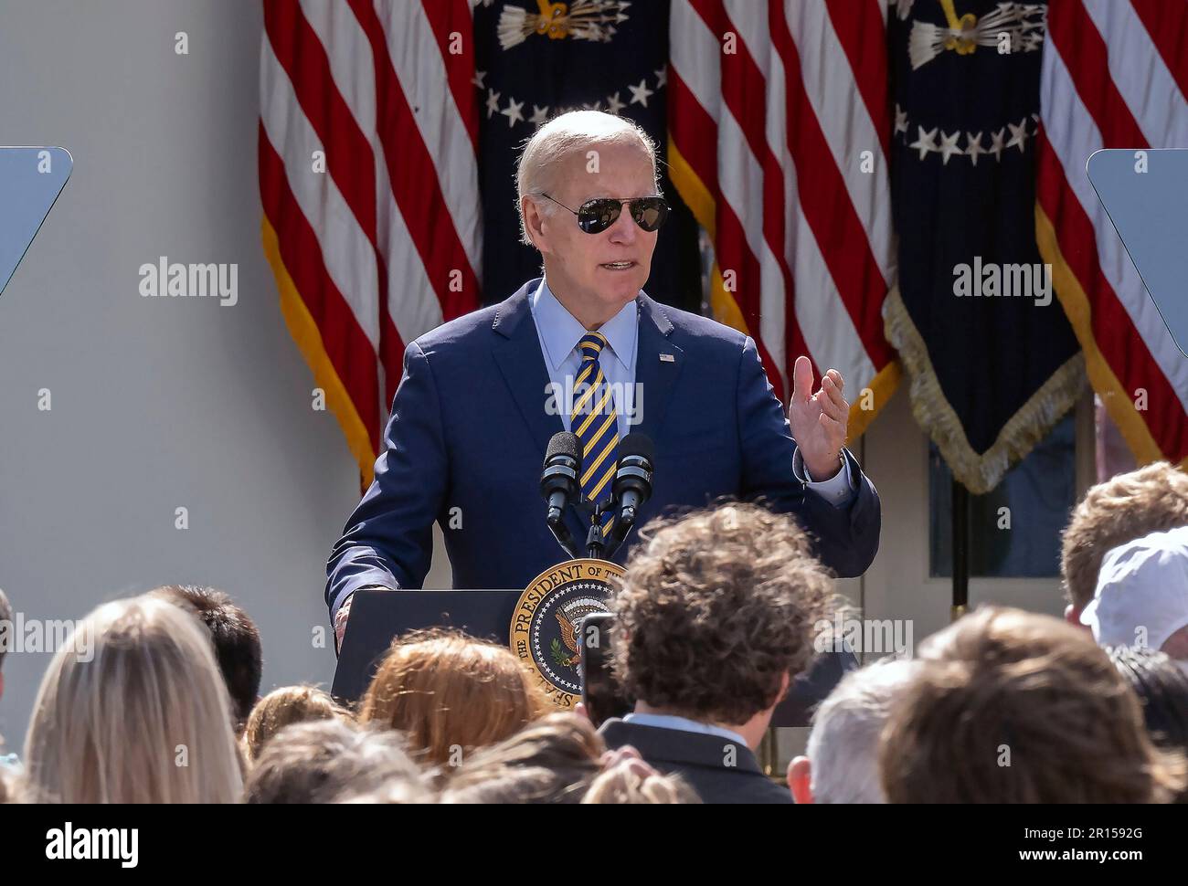 US-Präsident Joe Biden feiert die von der Biden-Harris-Administration am Donnerstag, den 11. Mai 2023 im Rosengarten des Weißen Hauses in Washington, DC, ergriffenen Erhaltungsmaßnahmen. Kredit: Ron Sachs/CNP Stockfoto