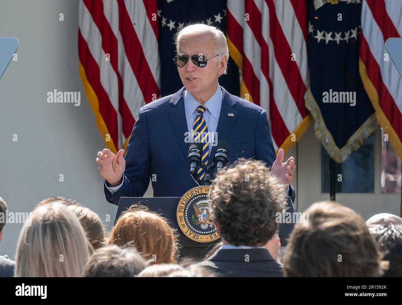 US-Präsident Joe Biden feiert die von der Biden-Harris-Administration am Donnerstag, den 11. Mai 2023 im Rosengarten des Weißen Hauses in Washington, DC, ergriffenen Erhaltungsmaßnahmen. Kredit: Ron Sachs/CNP Stockfoto