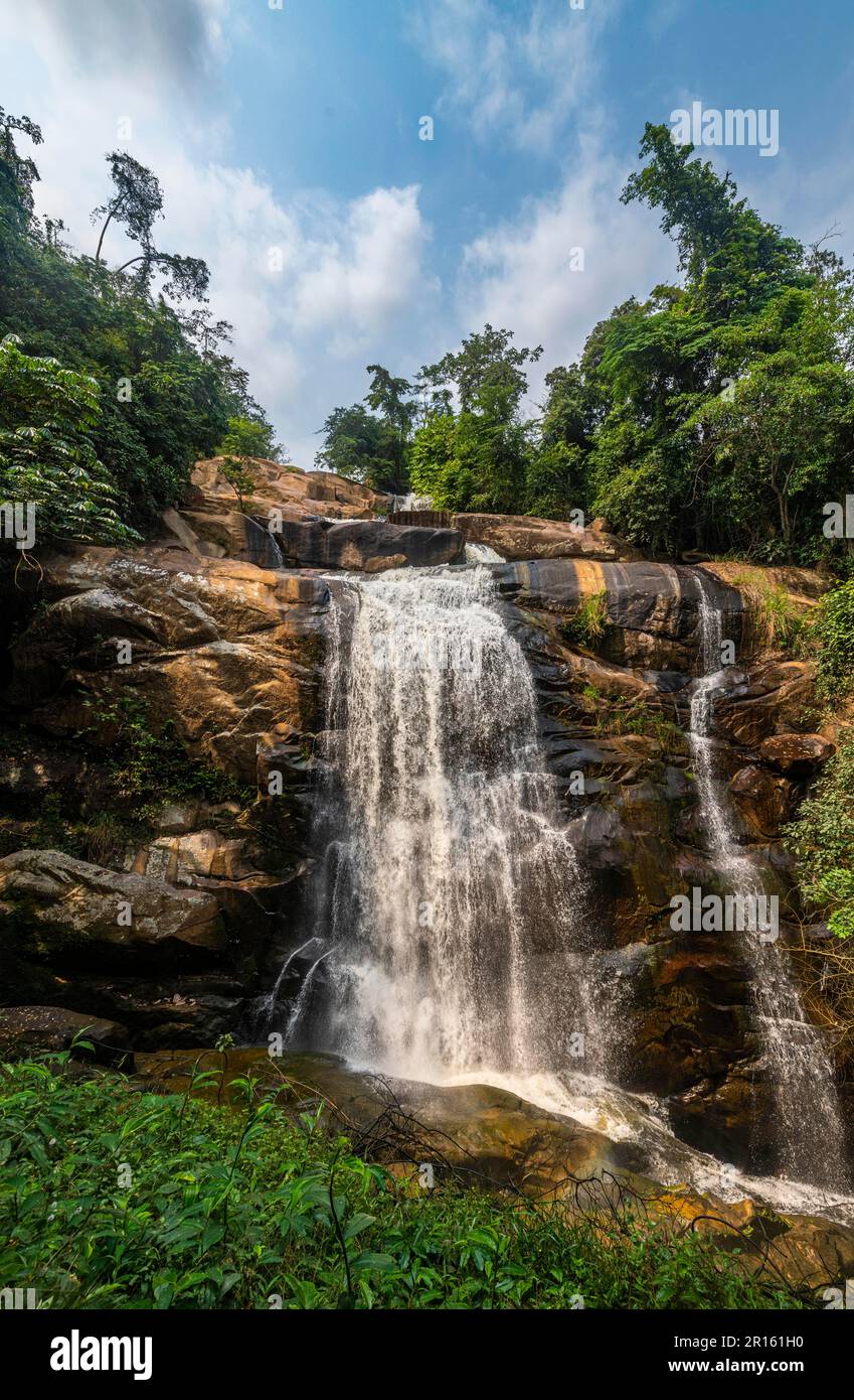 Kleine Wasserfälle in der Nähe des Zongo-Wasserfalls, DR Kongo Stockfoto