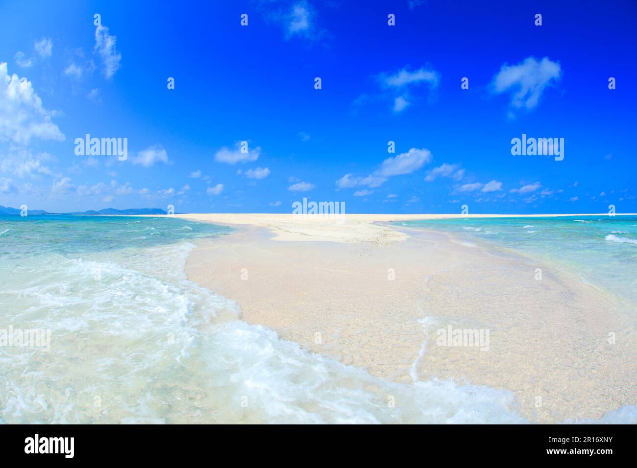 Wellen und Hatenohama Beach Stockfoto