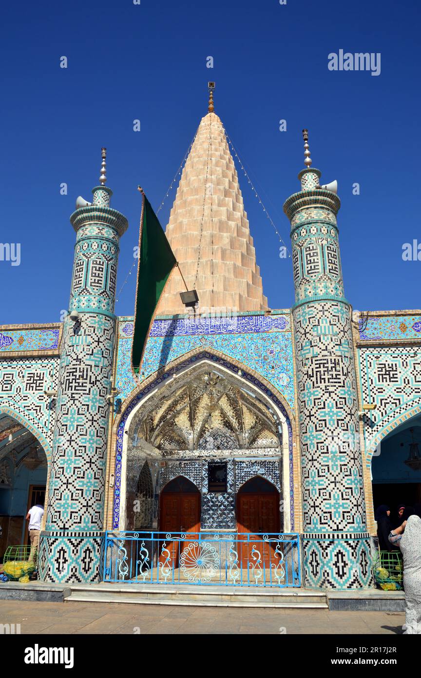 Iran, Shush: Das sogenannte Grab von Daniel, ein typischer imamzadeh, früher ein Ziel jüdischer Pilger, heute eine Moschee, erbaut im Jahr 1871. Stockfoto