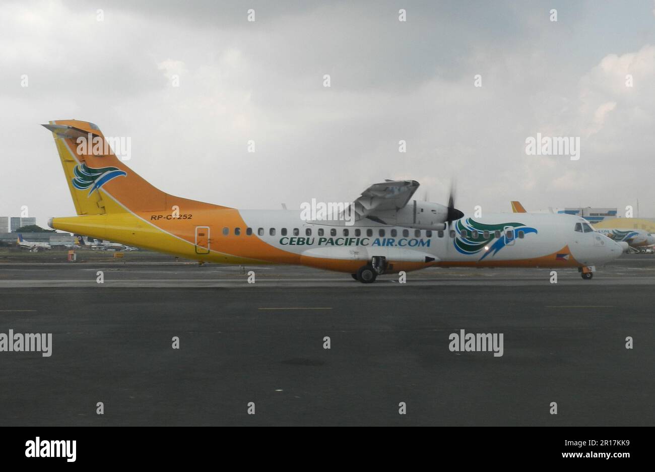 RP-C7252 ATR-72-500 von Cebu Pacific Air am Flughafen Manila. Stockfoto