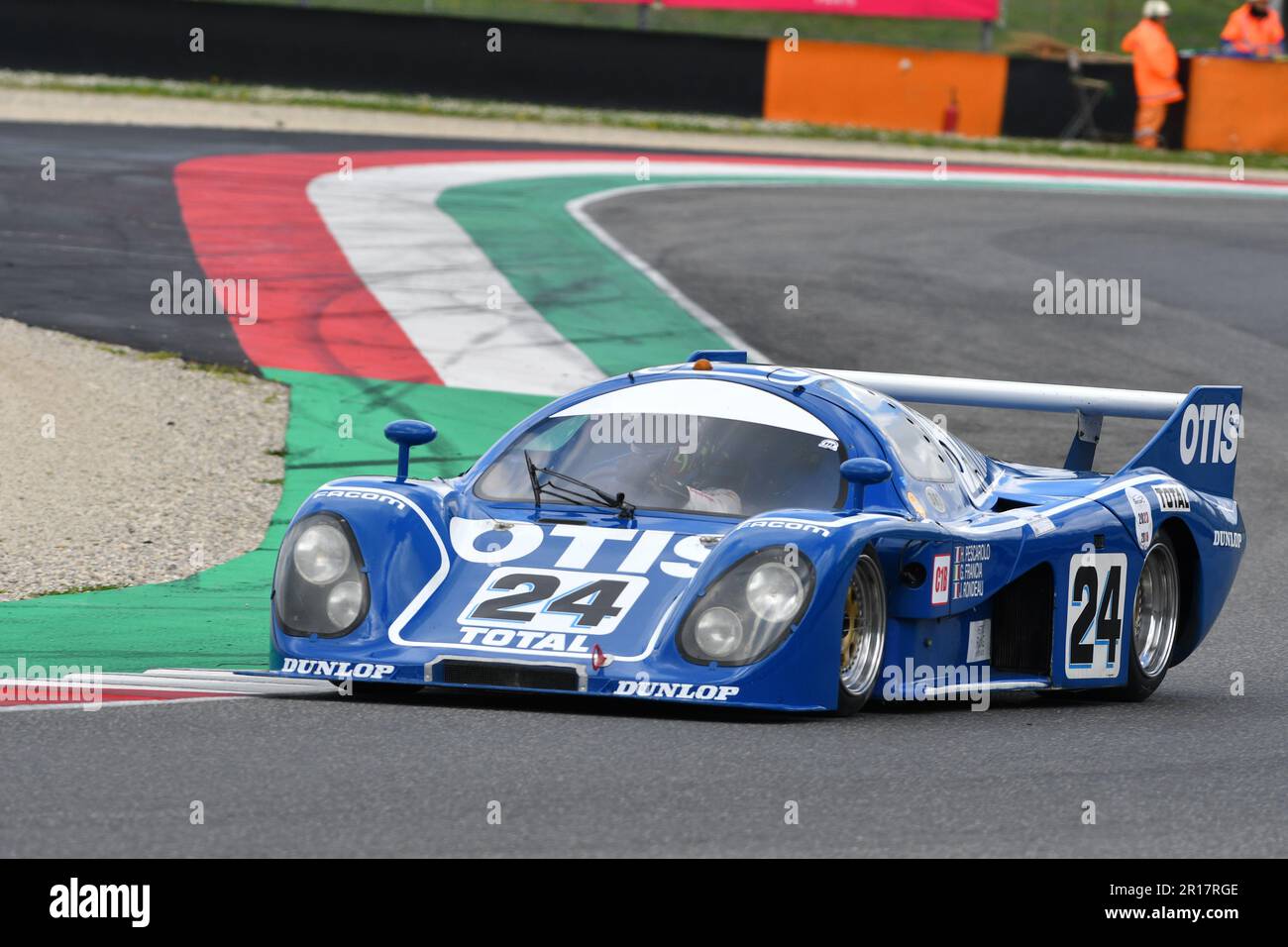 Scarperien, 2. April 2023: Rondeau M382. Jahr 1982 Ex Henri Pescarolo in Aktion während Mugello Classic 2023 auf dem Mugello Circuit in Italien. Stockfoto