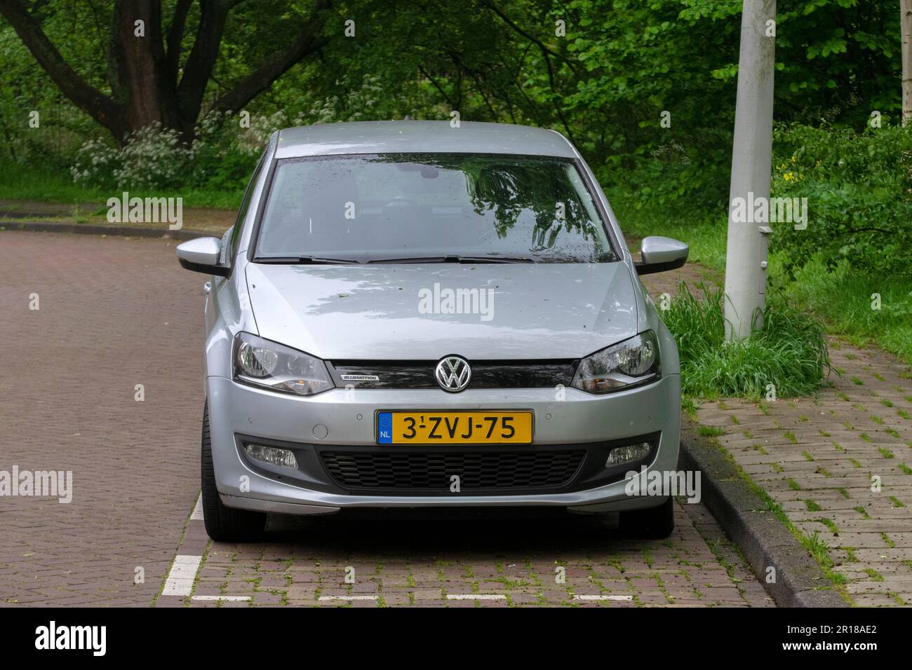 Volkswagen Polo Blue Motion In Amsterdam Niederlande 10-5-2023 Stockfoto