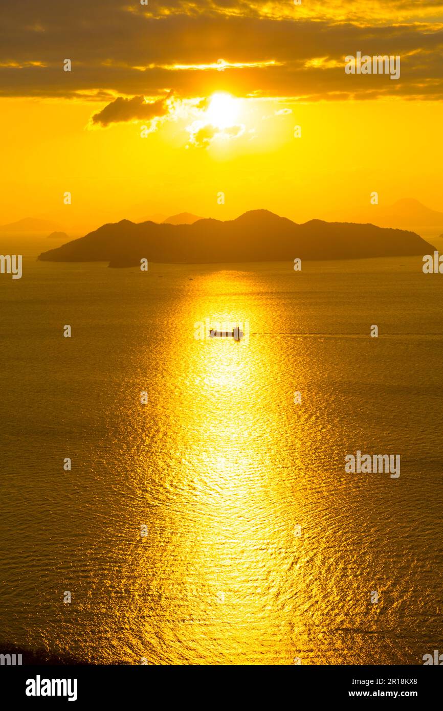 Sonnenaufgang des Seto-Binnenmeers Stockfoto