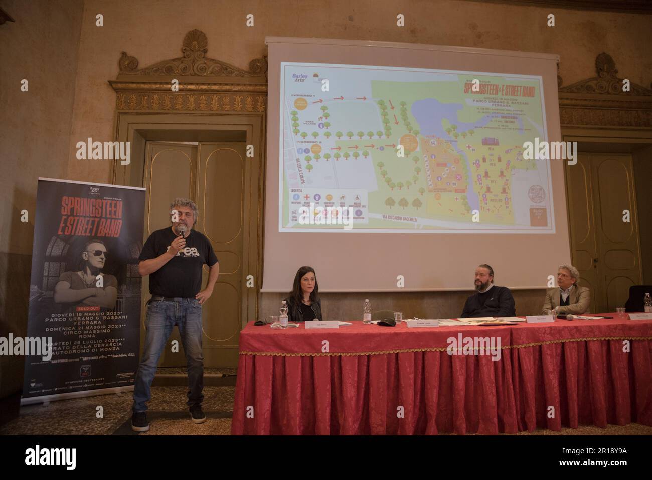 Ferrara, Italien. 12. Mai 2023. Pressekonferenz von Bruce Springsteen in Ferrara (Foto: Carlo Vergani/Pacific Press) Kredit: Pacific Press Media Production Corp./Alamy Live News Stockfoto
