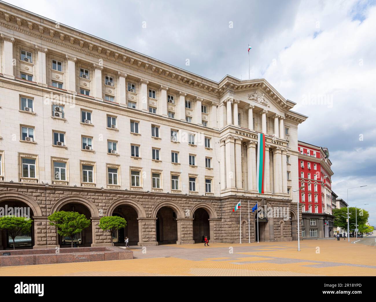 Sofia, Bulgarien. Mai 2023. Außenansicht des Ministerratsgebäudes im Stadtzentrum Stockfoto