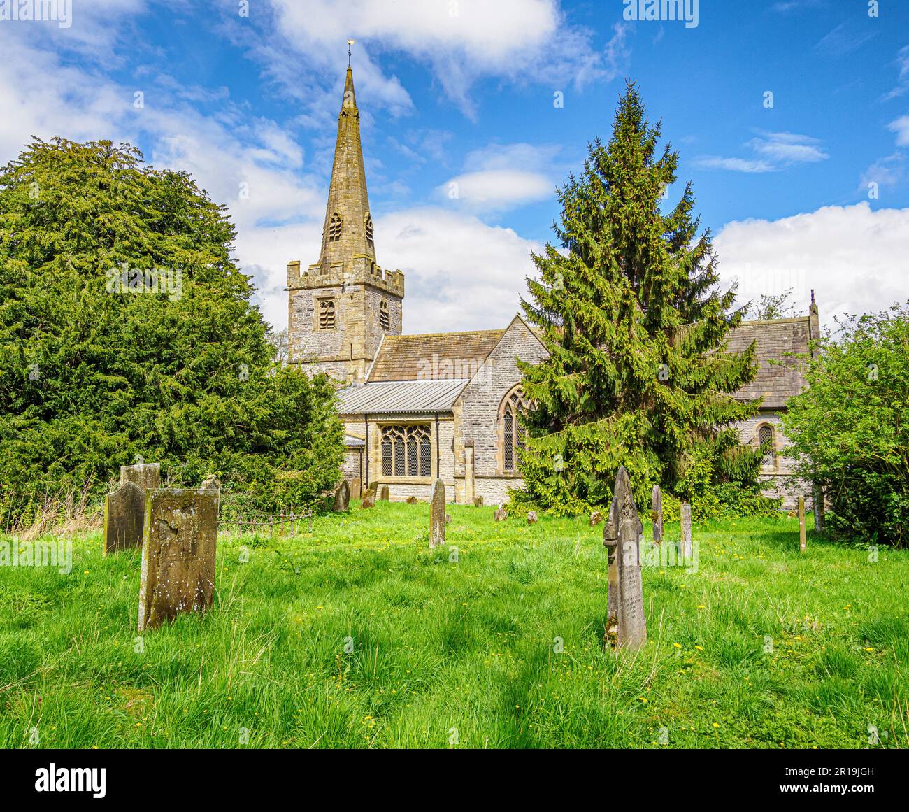 St. Leonards Pfarrkirche in Monyash im Derbyshire Peak District UK Stockfoto