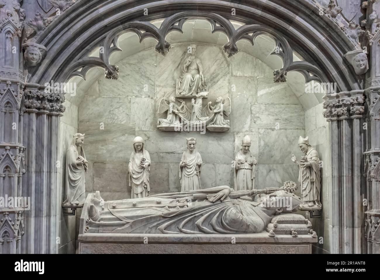 Abwasserkandidat von Juan de Aragon in der Metropolitan und Primate Cathedral Basilica von Santa Tecla in der Stadt Tarragona, Katalonien, Spanien, Europa Stockfoto