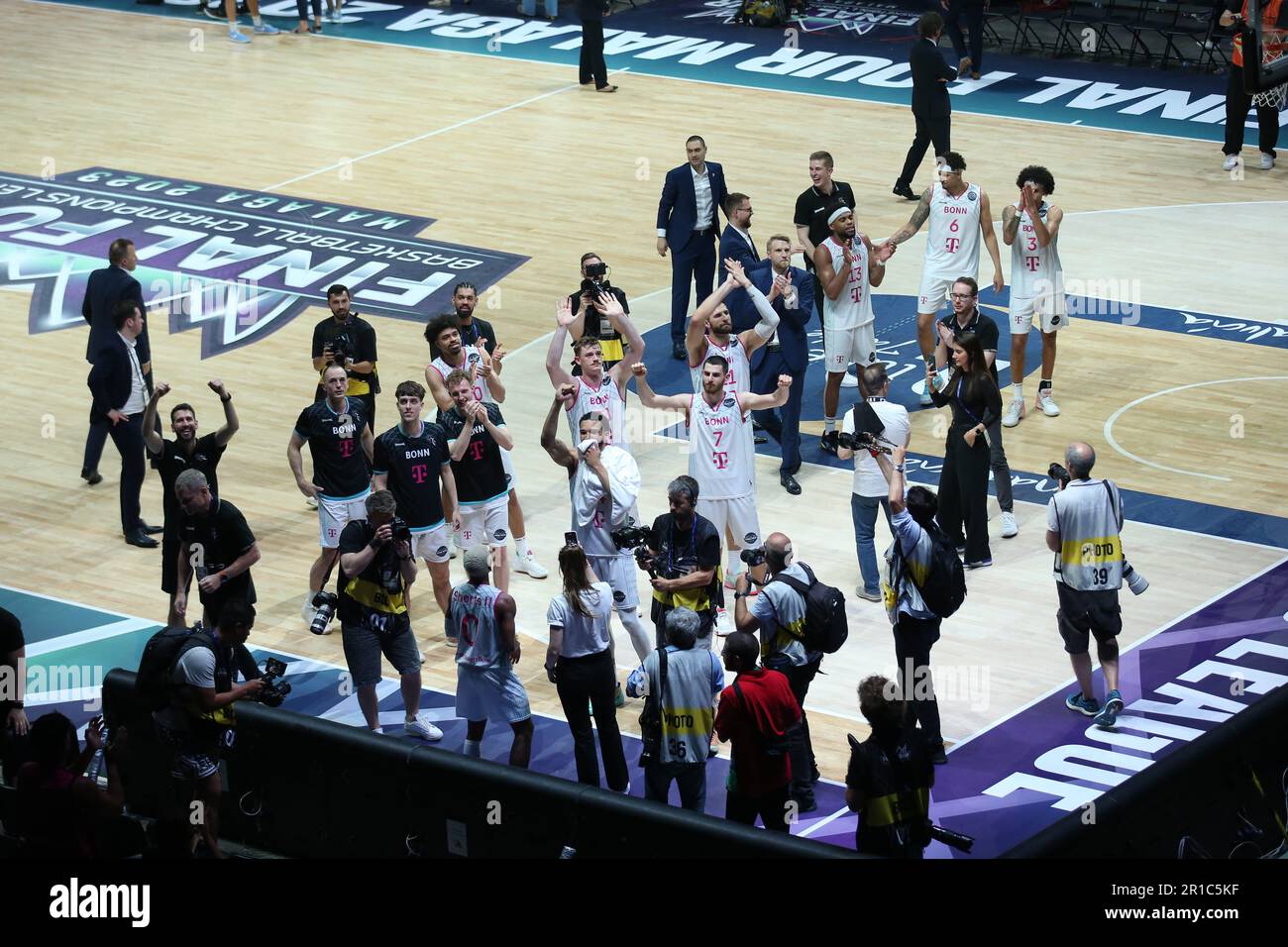 Savo milovic sportdirektor telekom baskets bonn Fotos und