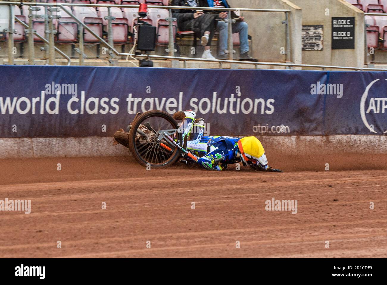 Luke Killeen beklagt sich während des Spiels der National Development League zwischen Belle Vue Colts und Oxford Chargers im National Speedway Stadium, Manchester, am Freitag, den 12. Mai 2023. (Foto: Ian Charles | MI News) Guthaben: MI News & Sport /Alamy Live News Stockfoto