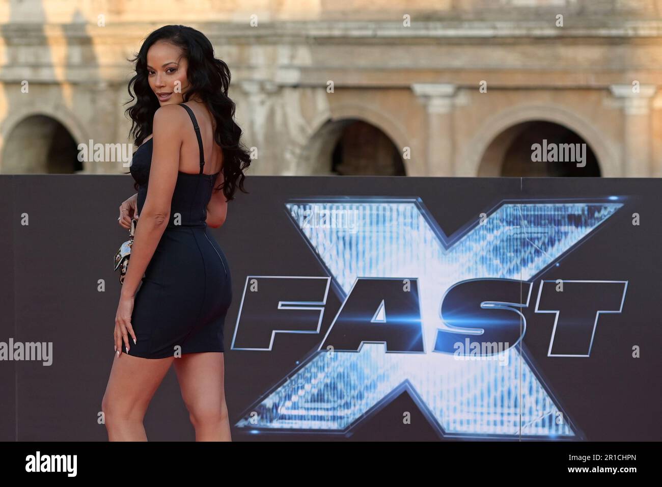 Rom, Italien. 12. Mai 2023. Selita Ebanks besucht den roten Teppich der Weltpremiere des Films „Fast X“ im Colosseo. Kredit: SOPA Images Limited/Alamy Live News Stockfoto