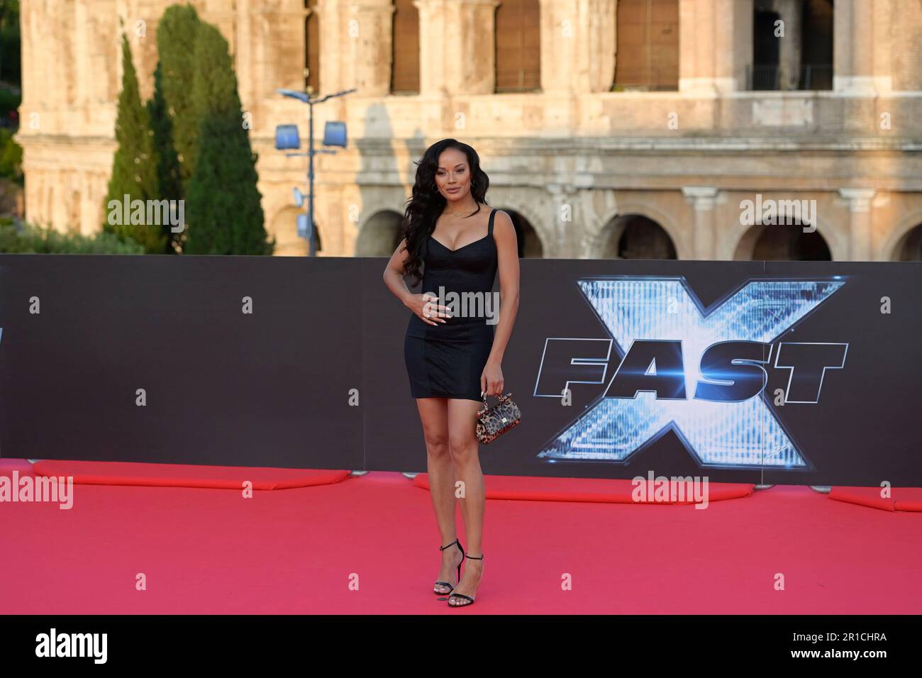 Rom, Italien. 12. Mai 2023. Selita Ebanks besucht den roten Teppich der Weltpremiere des Films „Fast X“ im Colosseo. Kredit: SOPA Images Limited/Alamy Live News Stockfoto