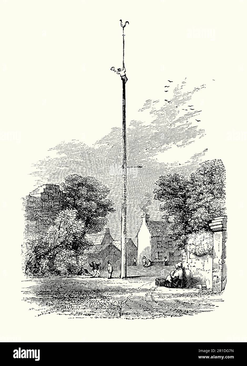 Eine alte Gravur des extrem hohen Maypole in St Briavels (St Brevels), Gloucestershire, England, UK c. 1600. Nachdem ein geeigneter hoher Baum gefällt wurde, um zum „Stab“ zu werden, tanzten die Menschen des Dorfes um ihn herum, während der 1. Mai und der Beginn des Sommers feierten. St. Briavels liegt im königlichen Wald von Dean in der Nähe der Grenze zwischen England und Wales. Stockfoto