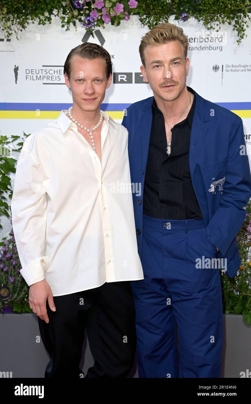 Felix Kammerer und Albrecht Schuch bei der 73. Verleihung des Deutschen Filmpreises 2023 im Theater am Potsdamer Platz. Berlin, 12.05.2023 Stockfoto