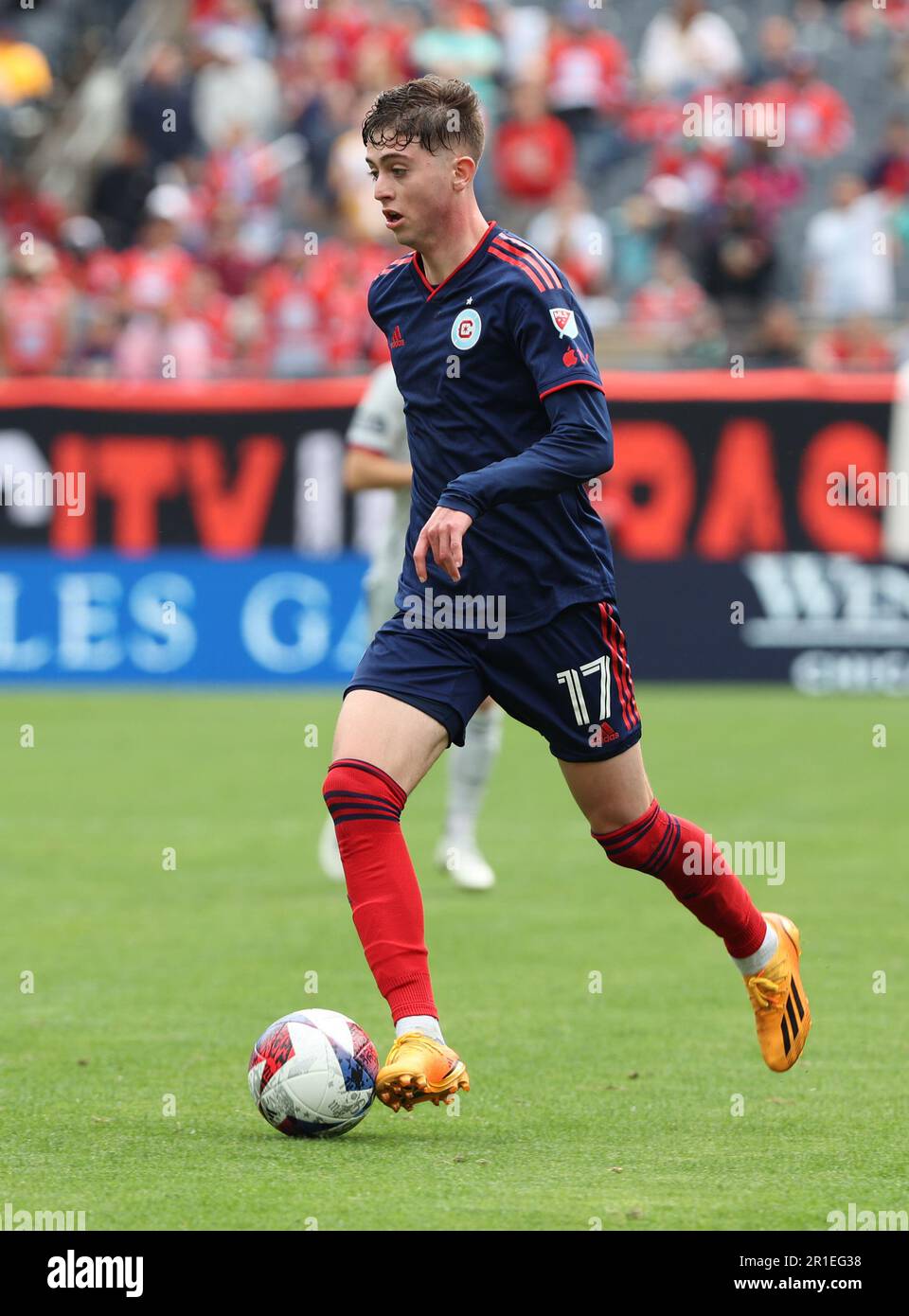 Chicago, USA, 13. Mai 2023. Brian Gutierrez (17) des Chicago Fire FC von Major League Soccer (MLS) spielt gegen St. Louis CITY SC während eines Spiels im Soldier Field in Chicago, IL, USA. Kredit: Tony Gadomski / All Sport Imaging / Alamy Live News Stockfoto