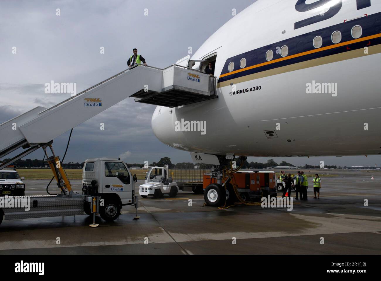 Das Flugzeug Singapore Airlines A380 am Flughafen Sydney (Kingsford Smith). Sydney, Australien. 26.10.07. Stockfoto