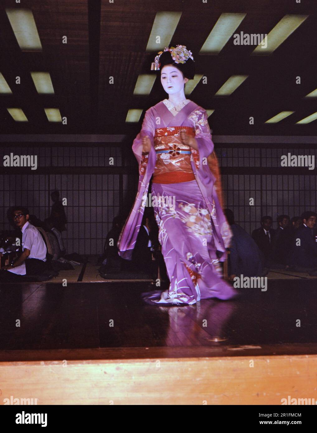 Geisha-Tänzerin in Japan ca. 1973 Stockfoto