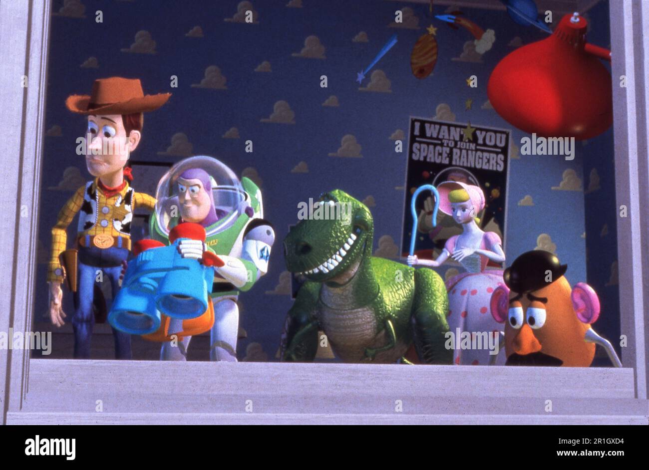 WOODY (gesprochen von TOM HANKS) BUZZ LIGHTYEAR (gesprochen von Tim ALLEN) REX (gesprochen von Wallace Shawn) BO PEEP (gesprochen von ANNIE POTTS) und MR.. KARTOFFELKOPF (gesprochen von DON RICKLES) in DER SPIELZEUGGESCHICHTE 1995 Regisseur JOHN LASSETER Musik Randy Newman Pixar Animation Studios / Walt Disney Pictures Stockfoto