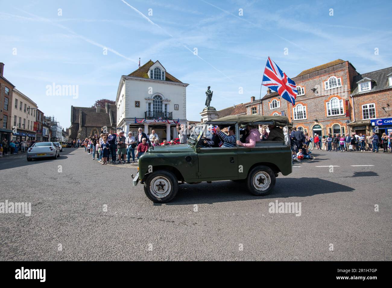 Wallingford Car Rally Mai 14. 2023 - Fahrzeug-Parade durch das Stadtzentrum von Wallingford Stockfoto