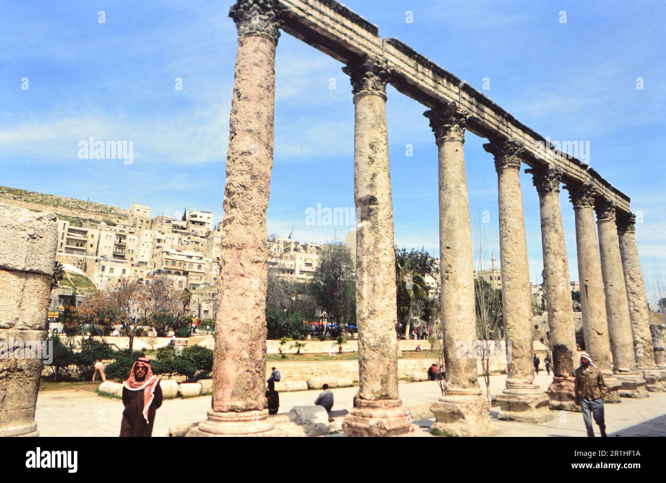 Jordanien: Antikes römisches Aphitheater, historische Stätte in der Innenstadt von Amman. Foto: Joan Iaconetti Ca. 1995-1999 Stockfoto