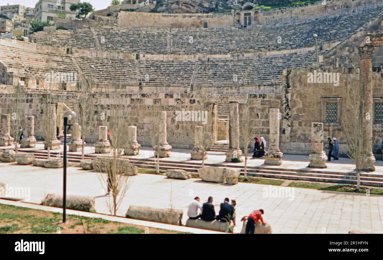 Jordanien: Antikes römisches Ampitheater, historische Stätte in der Innenstadt von Amman. Foto: Joan Iaconetti Ca. 1995 Stockfoto