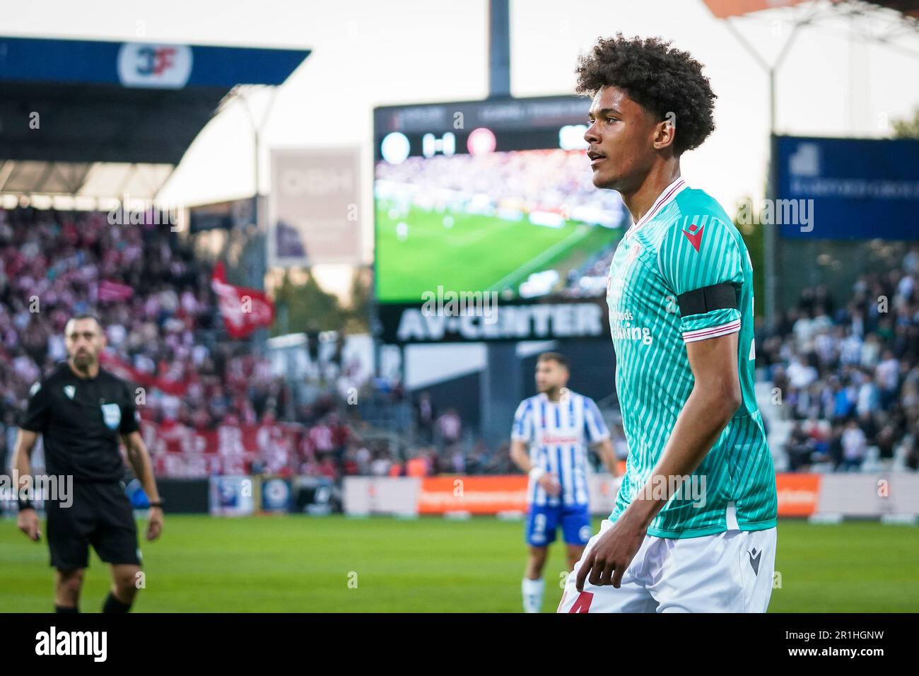 Odense, Dänemark. 12., Mai 2023. Sebastian Otoa (34) von AAB während des 3F. Superliga-Spiels zwischen Odense Boldklub und Aalborg Boldklub im Nature Energy Park in Odense. (Foto: Gonzales Photo - Kent Rasmussen). Stockfoto