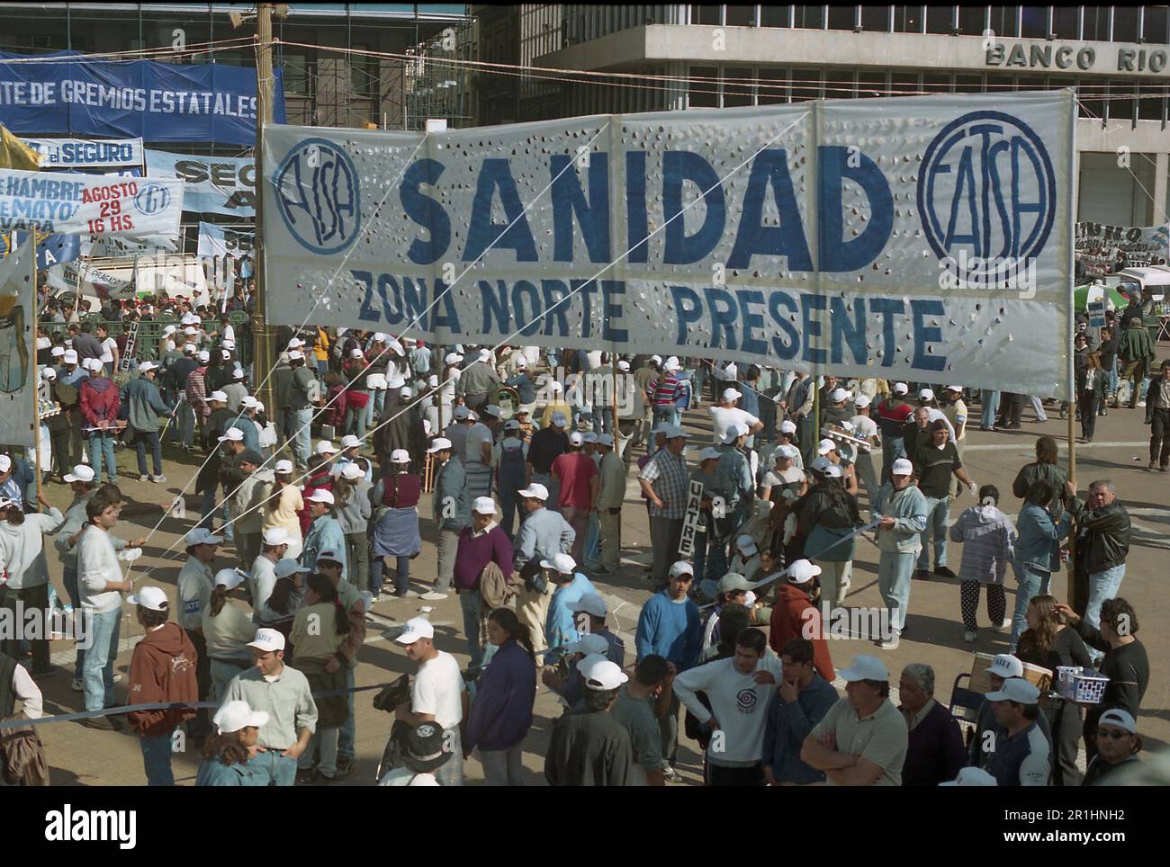 Regierungsfeindliche Demonstration gegen Präsident Fernando de la Rúa, Plaza de Mayo, Buenos Aires, Argentinien, 2001 Stockfoto