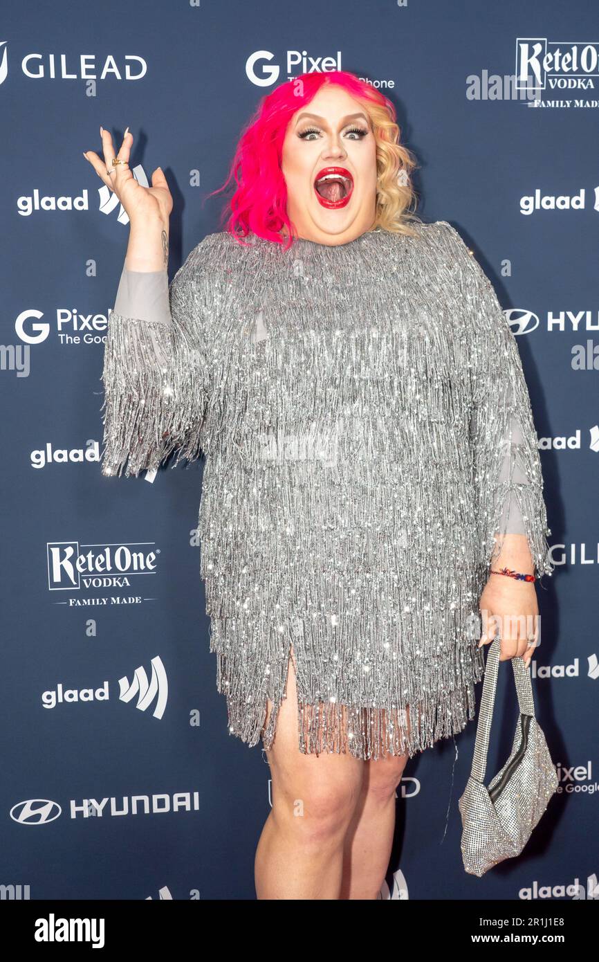 New York, Usa. 13. Mai 2023. Ein Gast nimmt an den GLAAD Media Awards 2023 im New York Hilton Midtown in New York City Teil. Kredit: SOPA Images Limited/Alamy Live News Stockfoto